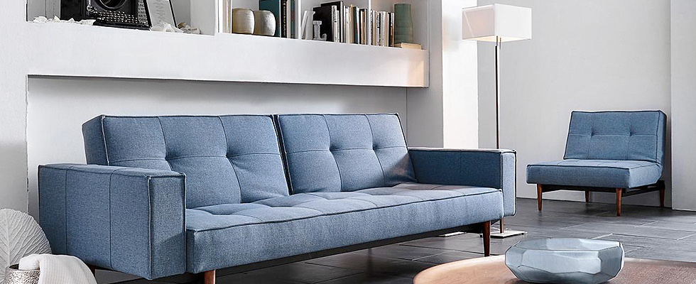 Skandinavische wohnzimmer bei xxxl entdecken Wohnzimmer blaue couch